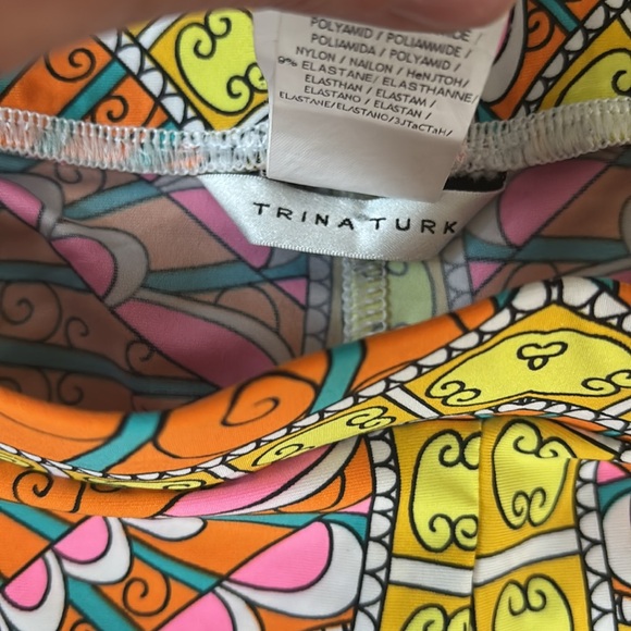 ✨HP✨ Trina Turk Beach Pants, Swimsuit Coverup size M - Picture 3 of 11